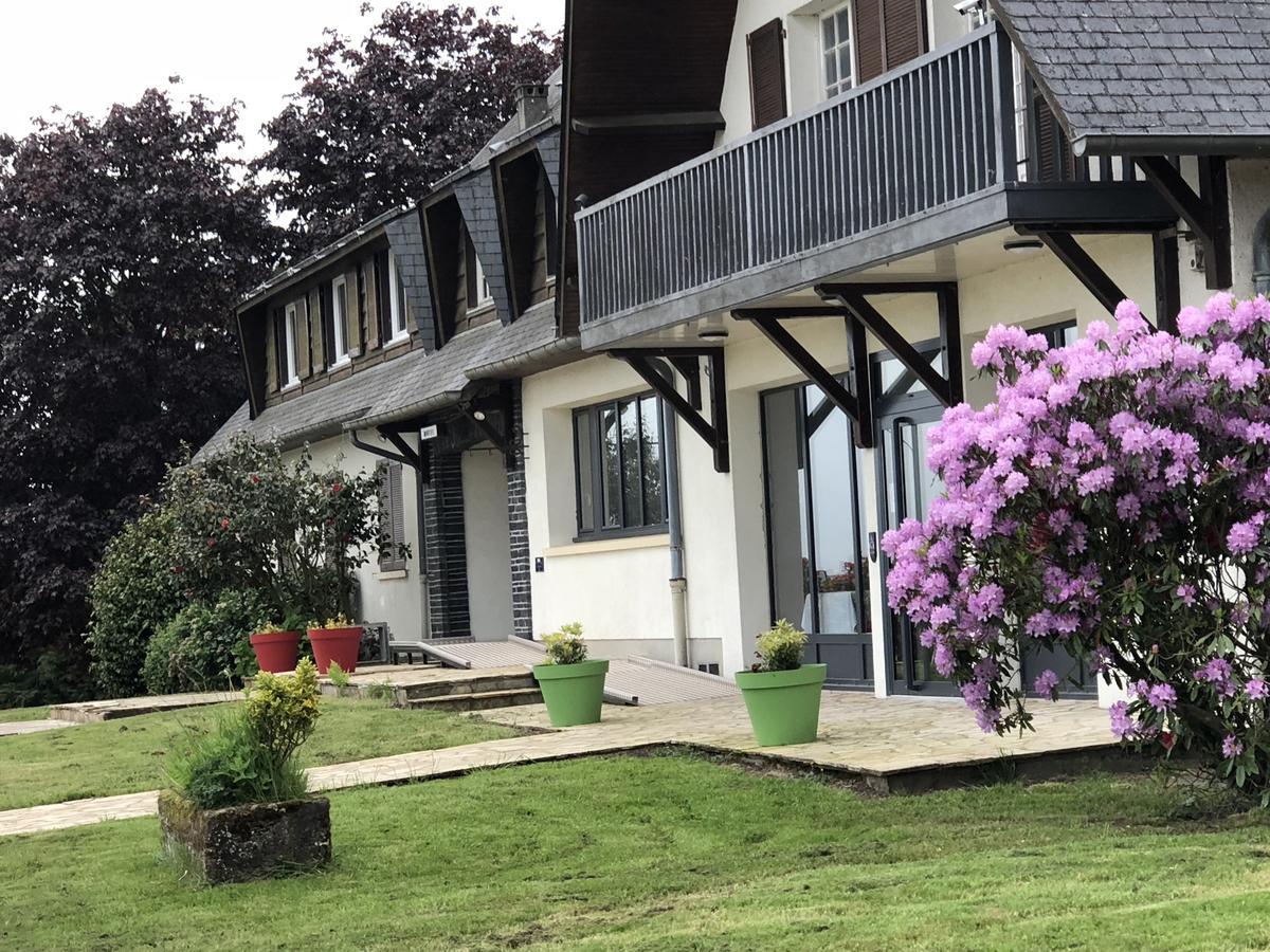 Hotel La Cle Des Champs Le Teilleul Exterior foto